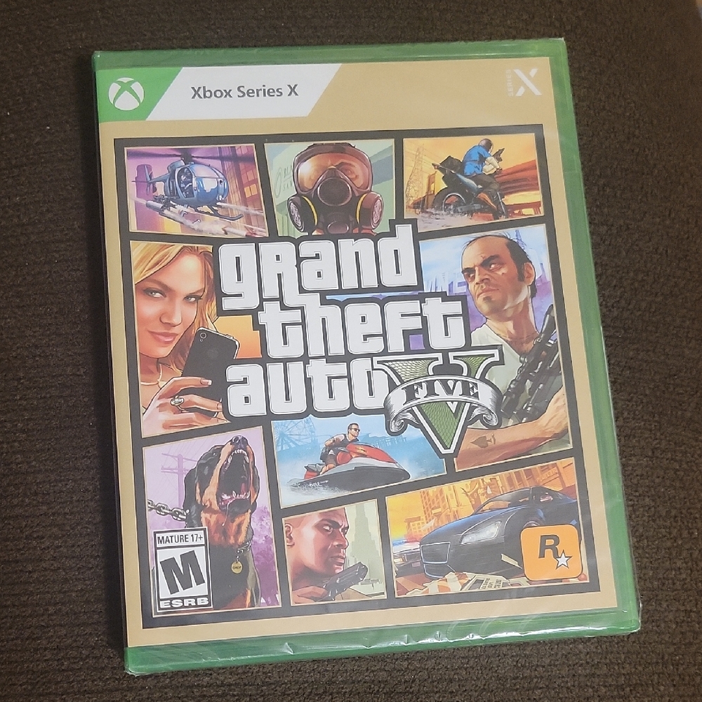 Grand Theft Auto V for Xbox Series X - Green Edition Mature 17+